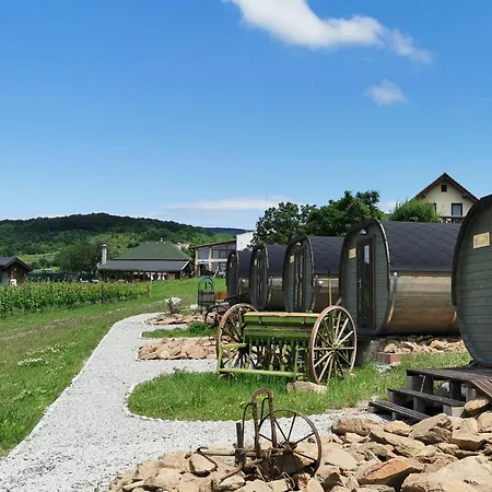 Sudkovo - Barrel Glamping