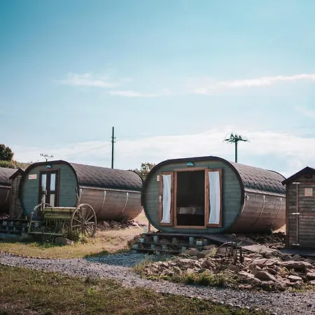 Sudkovo - Barrel Glamping Campsite